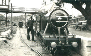 1930s postcard of the golden acre park railway in leeds