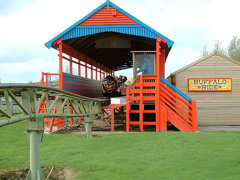2005 photo of the American adventure theme park in ilkeston showing the buffalo coaster