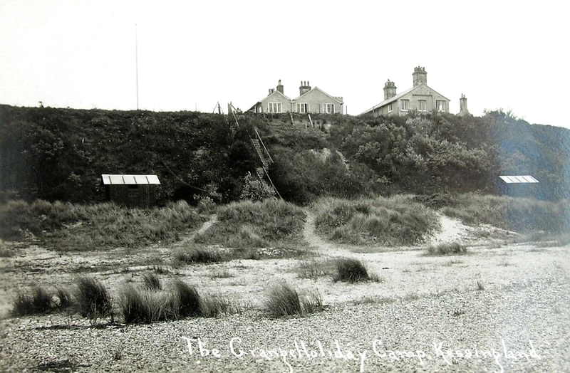 1930s postcard showing Kessingland Grange house at Kessingland Holiday Camp