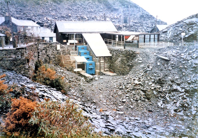 Llechwedd Slate Caverns deep mine tour 