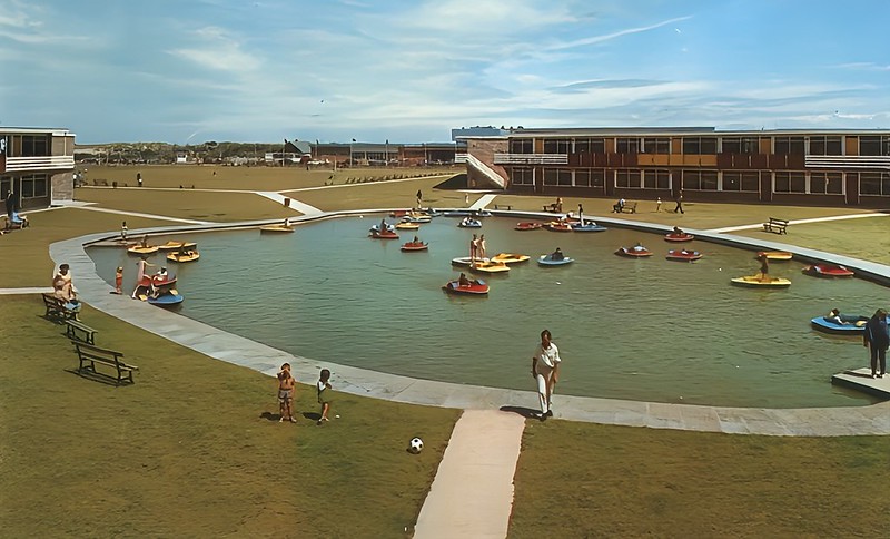 1970s postcard of Pontins Southport holiday camp showing the boating lake