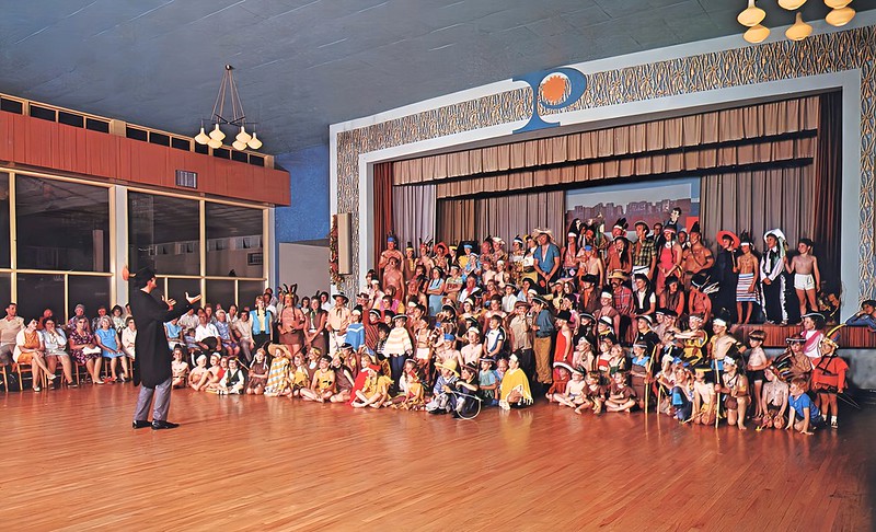 Pontins Sand bay theatre 1970s