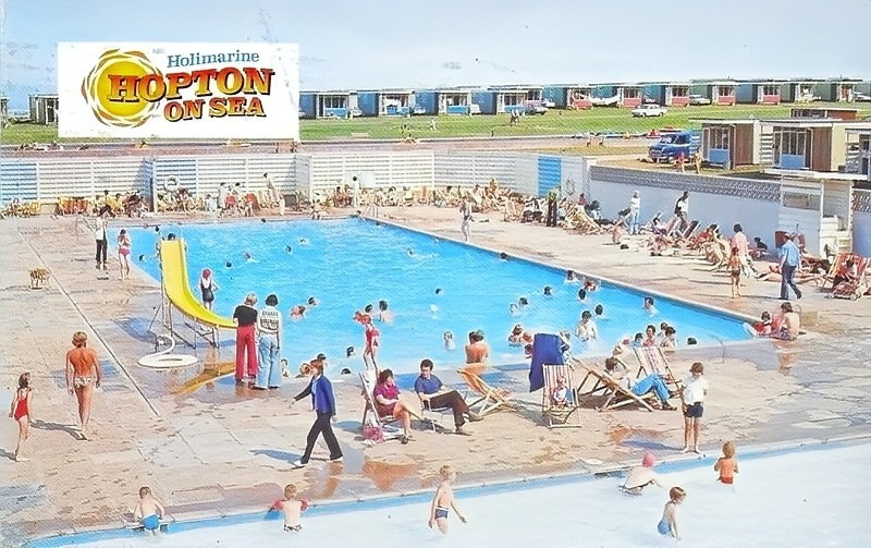 1970s postcard of holimarine Hopton on sea caravan park