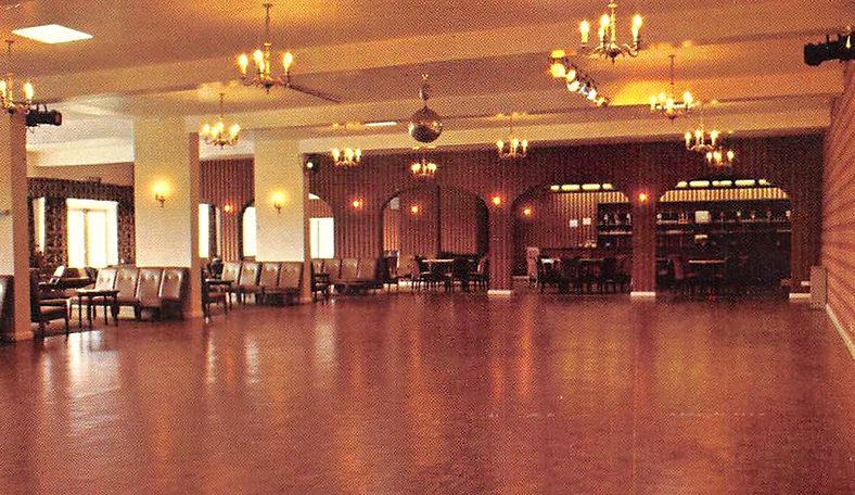 1980s photo of the South Downs Holiday Centre in Bracklesham Bay