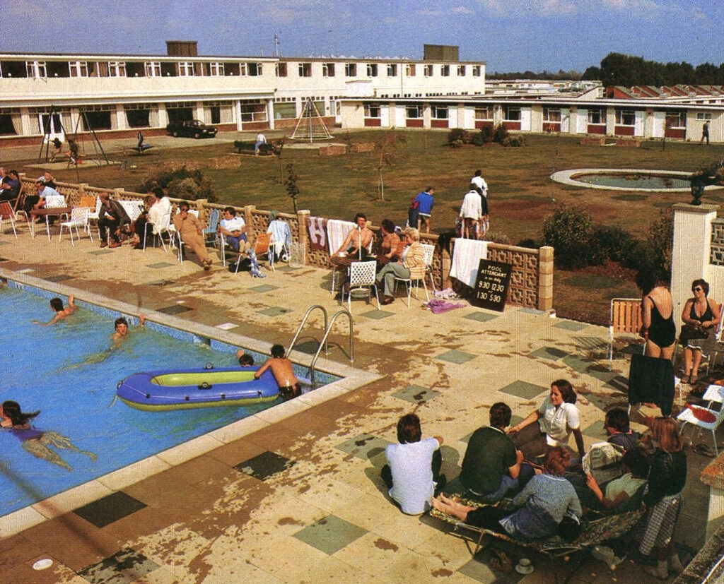 1980s photo of the South Downs Holiday Centre in Bracklesham Bay