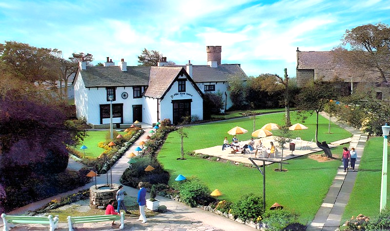 Ye Olde Farm House at Middleton Tower seen during the 1980s