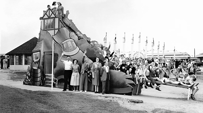 Vintage postcard of Middleton Tower Holiday Camp