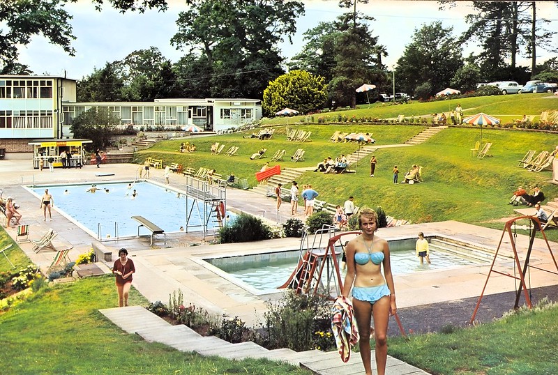 1970s postcard of Barton Hall in Torquay